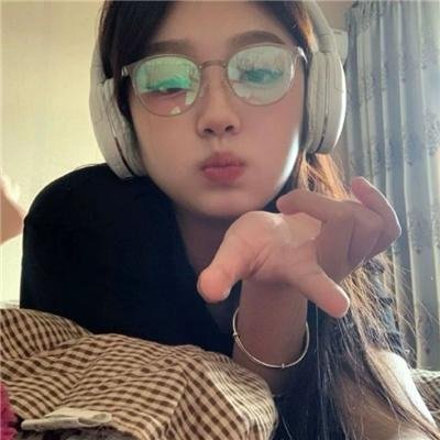 高山上的热气球